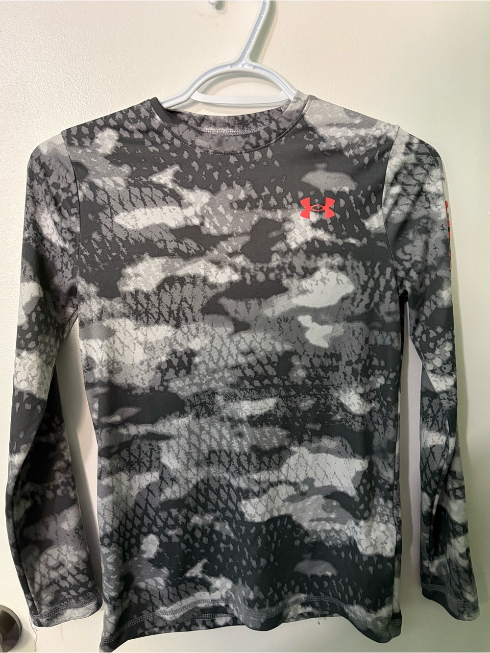 Under Armour Gray & White Camo Long Sleeve Performance Tee with Red Logo